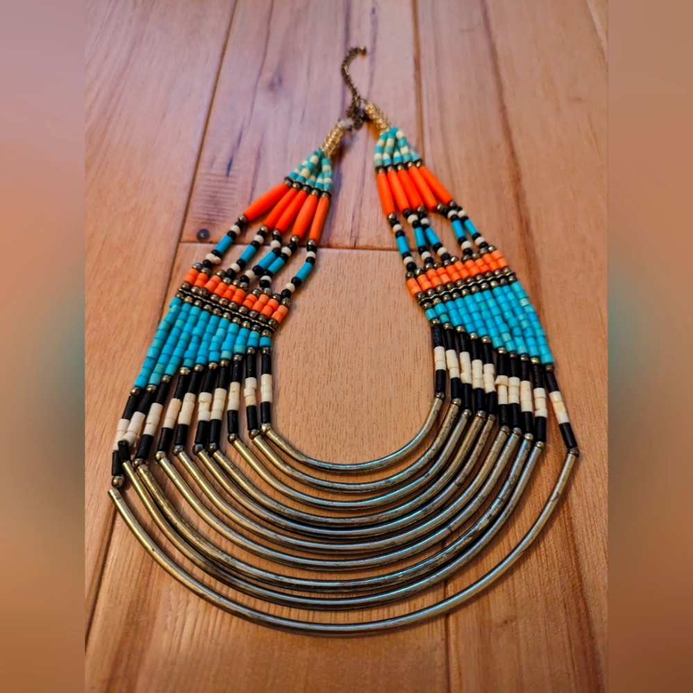 Statement necklace *discolored*